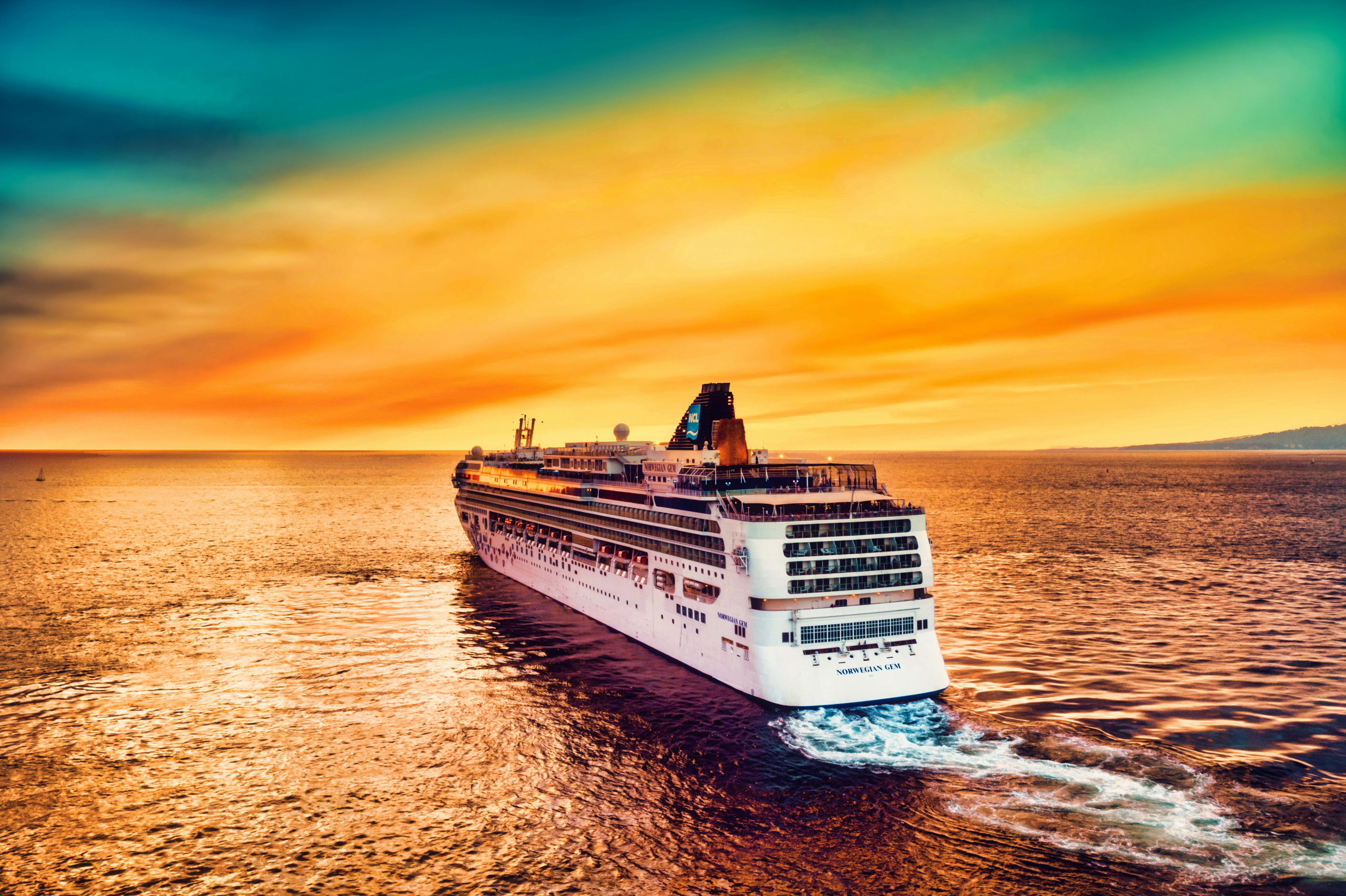 cruise bar crawl